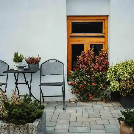 Cakyho Kuria - Mezonetovy S Krbom A Saunami *