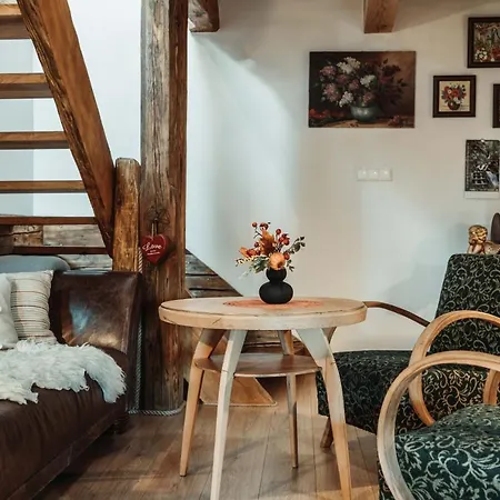 čákyho Kúria - Mezonetový S Krbom A Saunami * Smižany