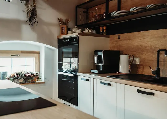 Cakyho Kuria - Mezonetovy S Krbom A Saunami *