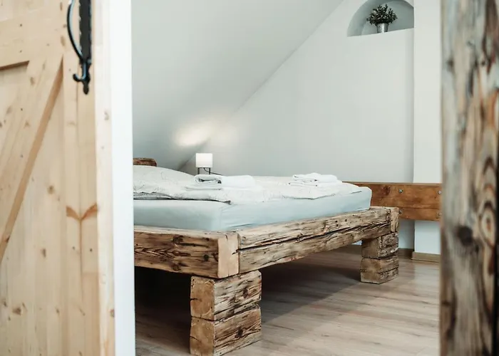 Cakyho Kuria - Mezonetovy S Krbom A Saunami דירה Smižany