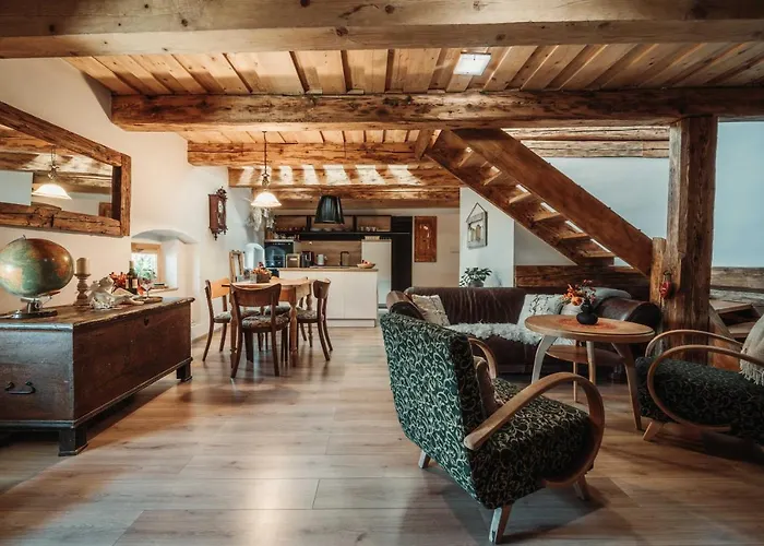 Cakyho Kuria - Mezonetovy S Krbom A Saunami